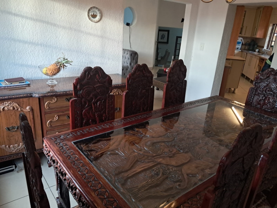 6 Bedroom Property for Sale in Safari Gardens North West